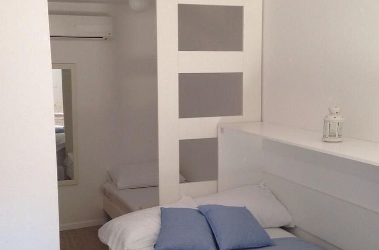 Appartement Studio mit Terrasse