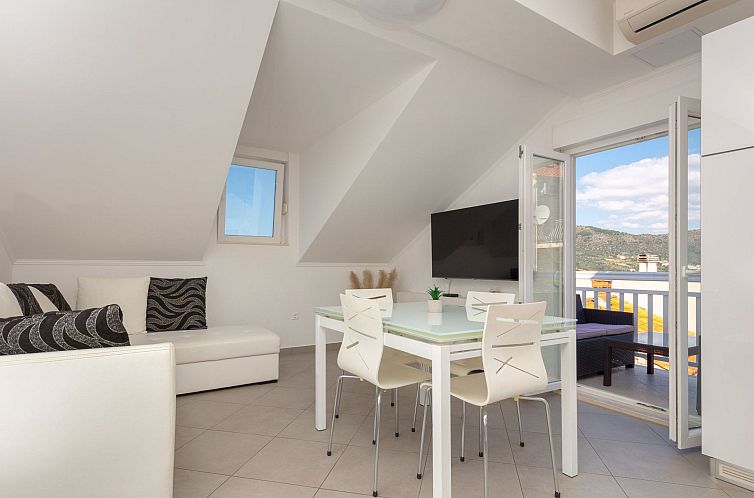 Appartement Wohnung "Ela" mit Blick auf das Wasser