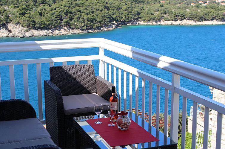 Appartement Wohnung "Ela" mit Blick auf das Wasser