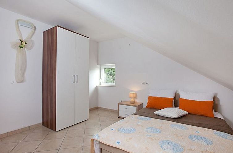 Appartement Mélanie Penthouse in einer Villa direkt am Stra