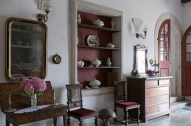 Vakantiehuis Privatzimmer im Schloss Seefront Zamagna, Mali 