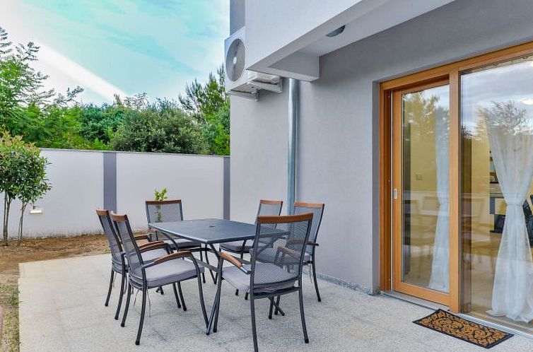 Vakantiehuis Vila Megy -  ID 2209