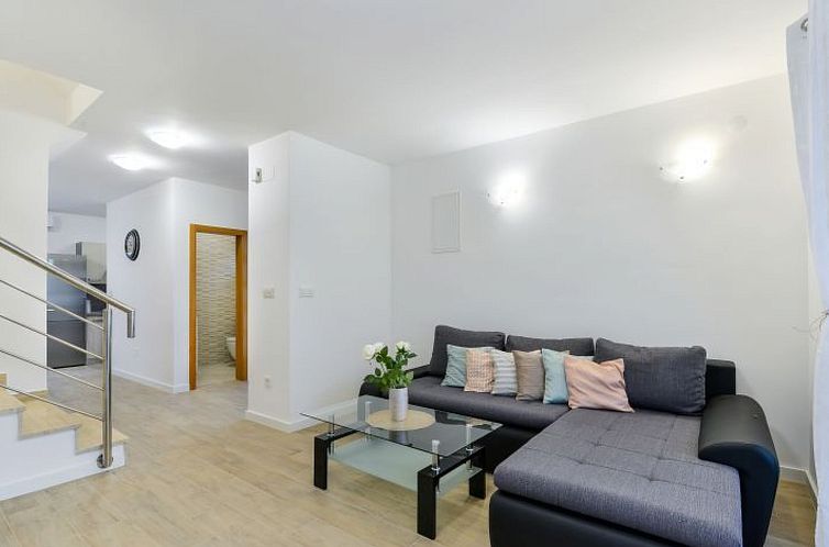 Vakantiehuis Vila Megy -  ID 2209