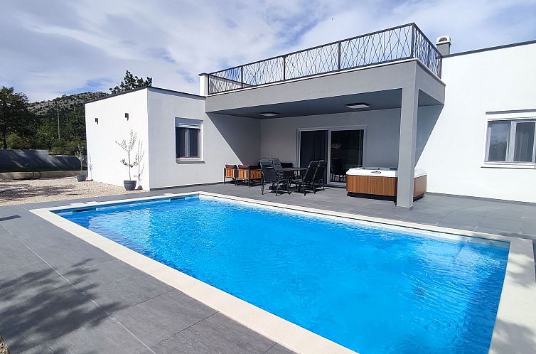 Vakantiehuis Villa Tempest in der Nähe von Zadar