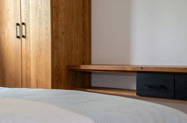 Vakantiehuis Zen Garden Villa with heated pool
