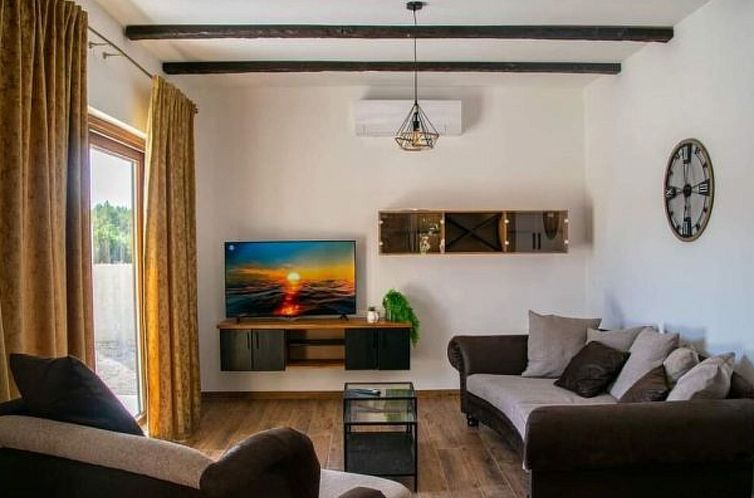 Vakantiehuis Zen Garden Villa with heated pool