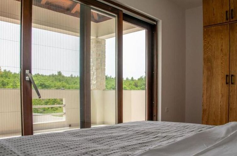 Vakantiehuis Zen Garden Villa with heated pool