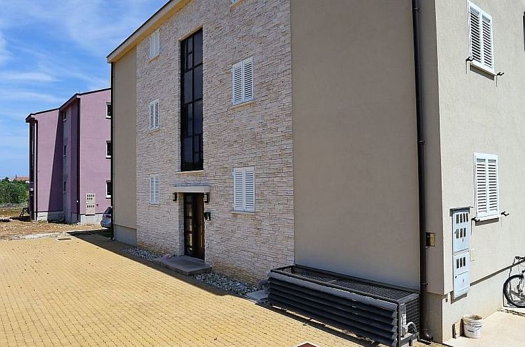 Appartement Gemütliche Ferienwohnung Prizemlje