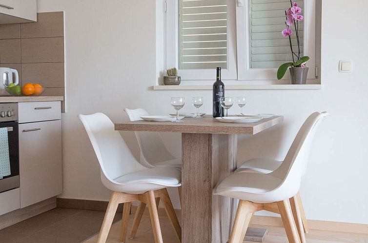 Appartement Gemütliche Ferienwohnung Prizemlje