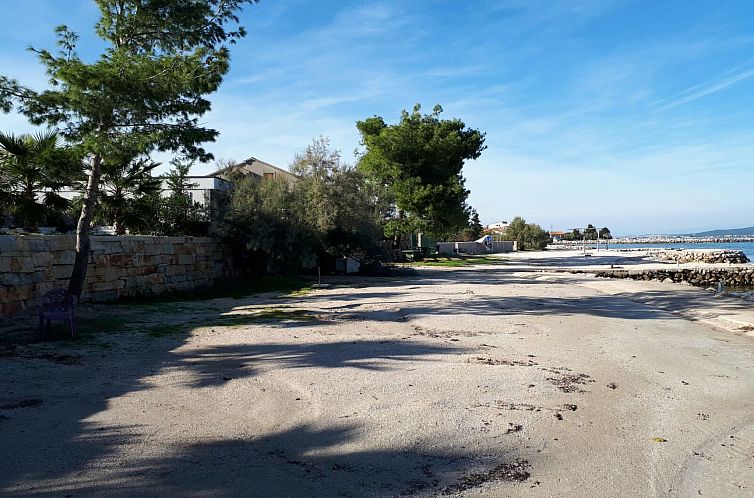 Appartement Gemütliche Ferienwohnung Prizemlje