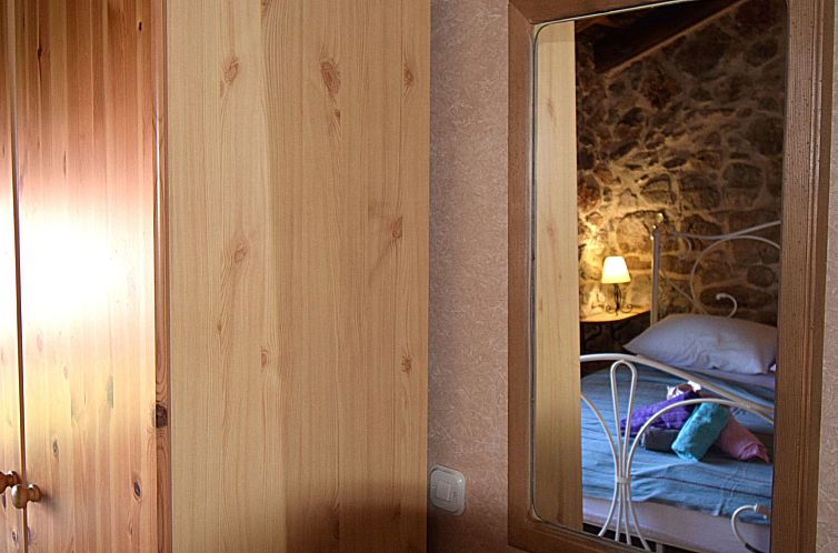 Vakantiehuis in Dobropoljana mit Privatem Pool
