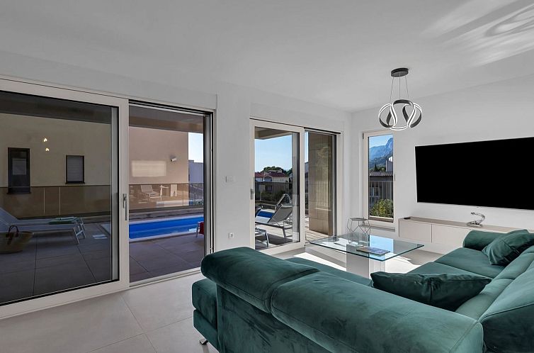 Appartement Apartman DeLux with private pool