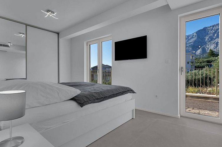 Appartement Apartman DeLux with private pool