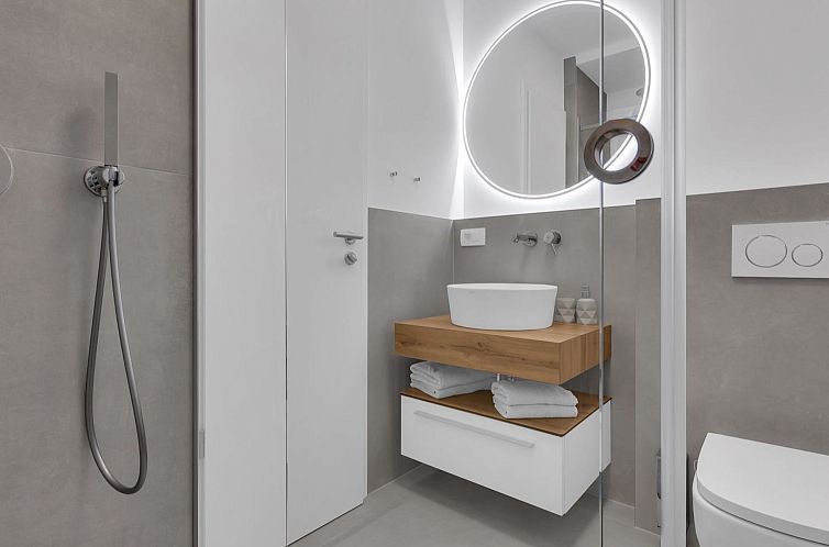 Appartement Apartman DeLux with private pool