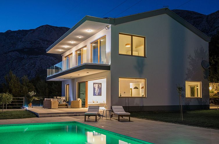 Vakantiehuis in Šimići mit Privatem Pool