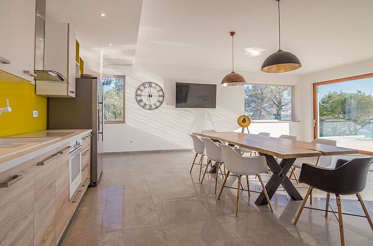 Vakantiehuis in Šimići mit Privatem Pool