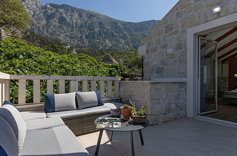 Vakantiehuis Schönes Steinhaus Villa Toni mit Pool