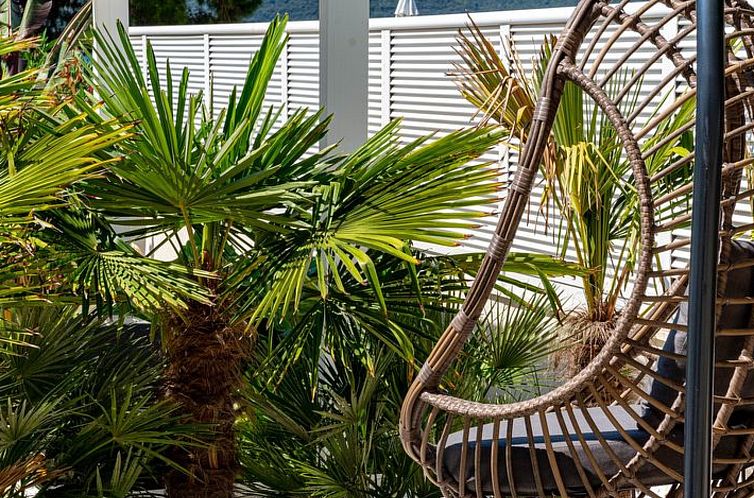 Vakantiehuis Suartini Viganj mit einem Pool