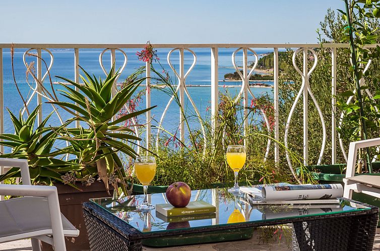 Appartement Große Wohnung in Omis mit Terrasse und Meerblic