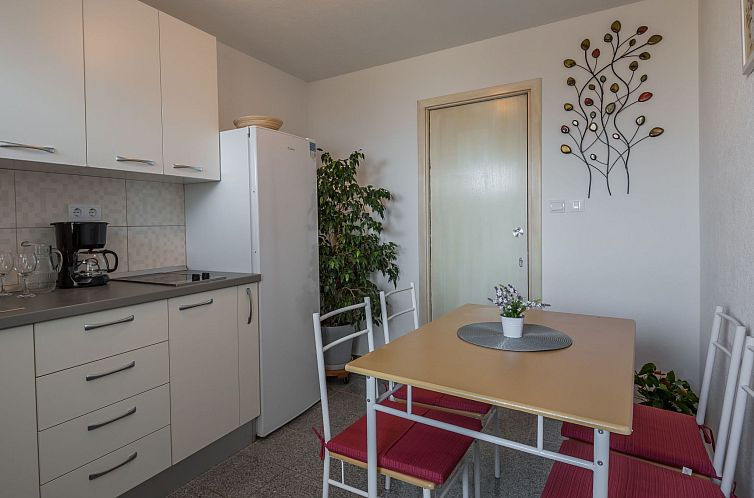 Appartement Große Wohnung in Omis mit Terrasse und Meerblic