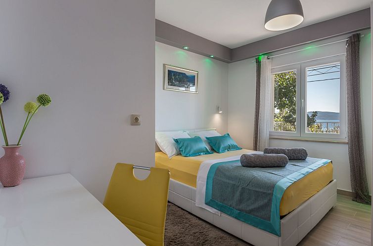 Appartement Große Wohnung in Omis mit Terrasse und Meerblic