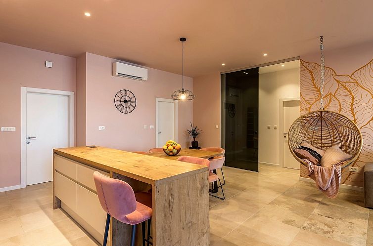 Appartement Luxus-Apartment mit Whirlpool