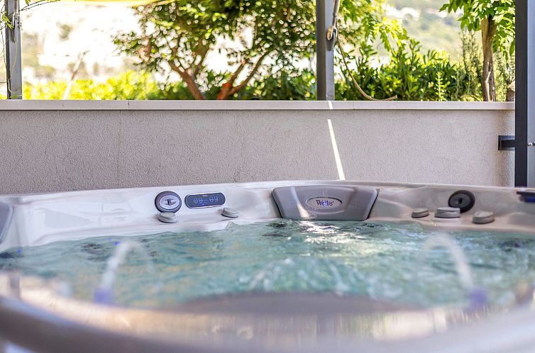 Appartement Luxus-Apartment mit Whirlpool
