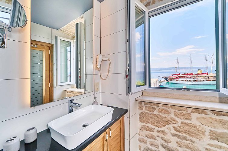 Vakantiehuis Wunderschön gestaltete Villa Mladenka in Suhi 