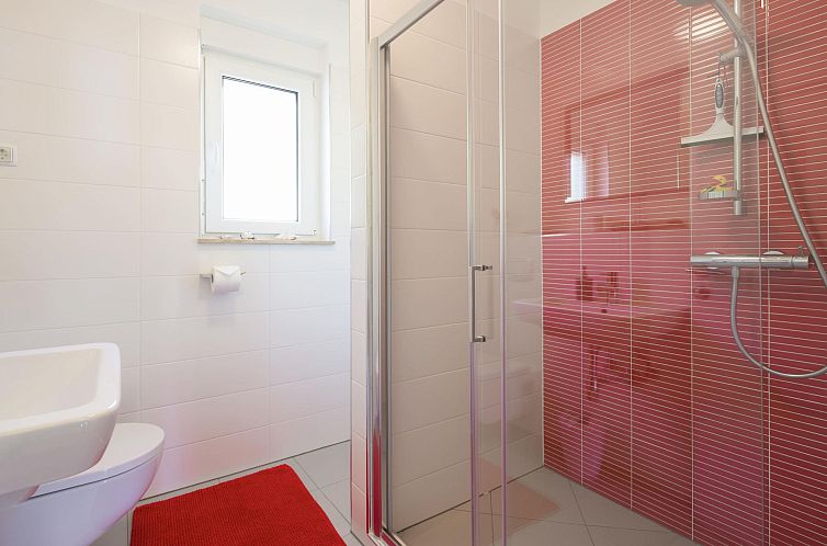 Appartement Moderne, helle Ferienwohnung mit Meerblick