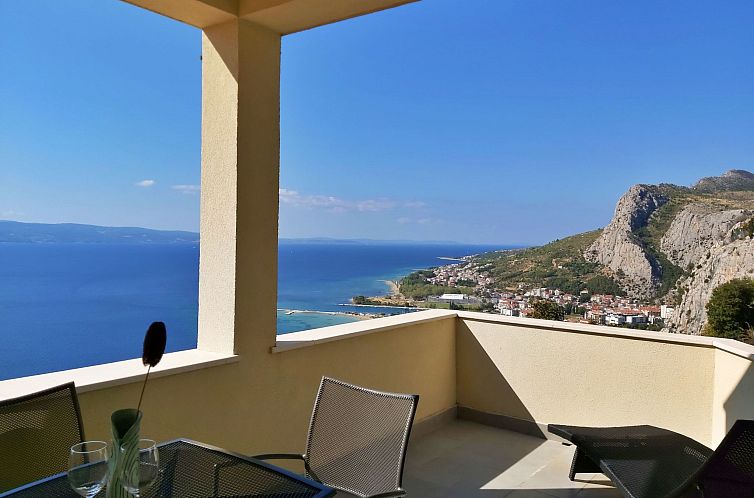 Appartement Wohnung Borak grün mit herrlichem Blick