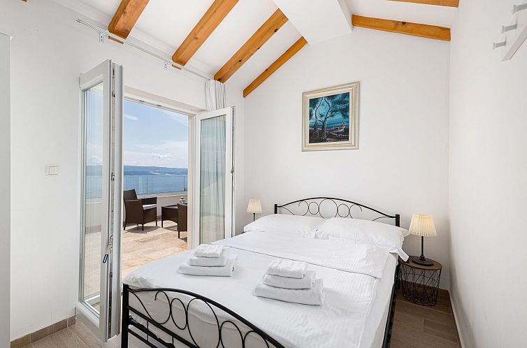 Vakantiehuis 3 Schlafzimmer Villa mit beheiztem Pool und Mee