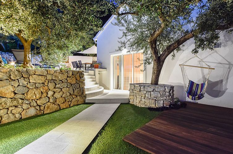 Vakantiehuis 3 Schlafzimmer Villa mit beheiztem Pool und Mee