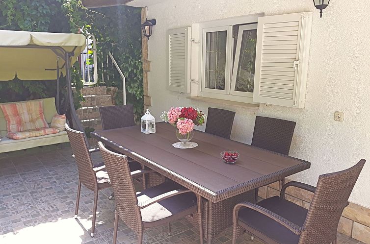 Appartement Haus am Wasser mit Blick aufs Wasser