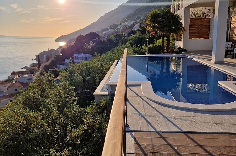 Vakantiehuis 2 Schlafzimmer Villa Blue Dream mit Infinity-Po