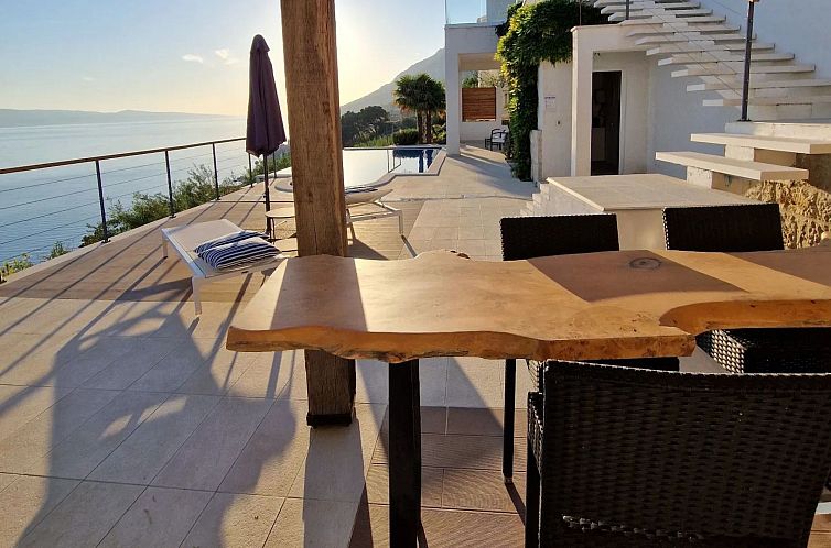 Vakantiehuis 2 Schlafzimmer Villa Blue Dream mit Infinity-Po