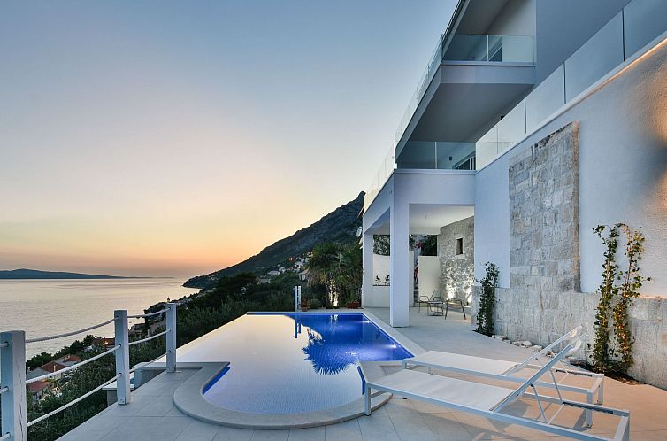 Vakantiehuis 2 Schlafzimmer Villa Blue Dream mit Infinity-Po