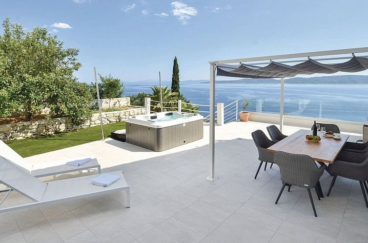 Vakantiehuis 2 Schlafzimmer Villa Blue Dream mit Infinity-Po