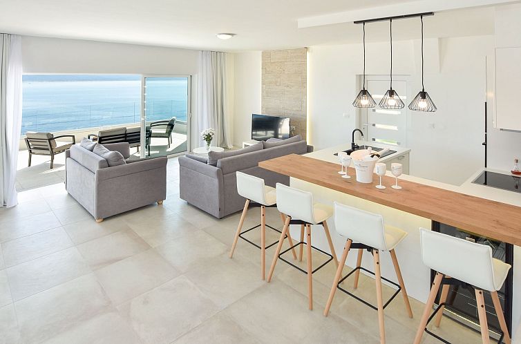 Vakantiehuis 2 Schlafzimmer Villa Blue Dream mit Infinity-Po