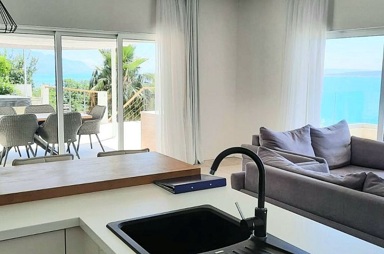 Vakantiehuis 2 Schlafzimmer Villa Blue Dream mit Infinity-Po