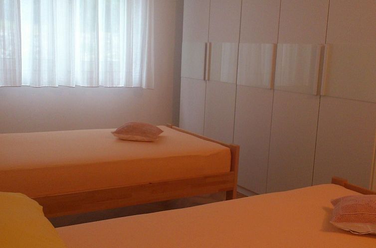 Appartement Moderne Ferienwohnung in Omiš mit Terrasse und 