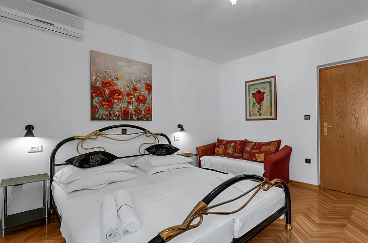 Unterkunft 10311186 - Ferienhaus Dalmatien - Vakantiehuis Gasthaus Lazeta