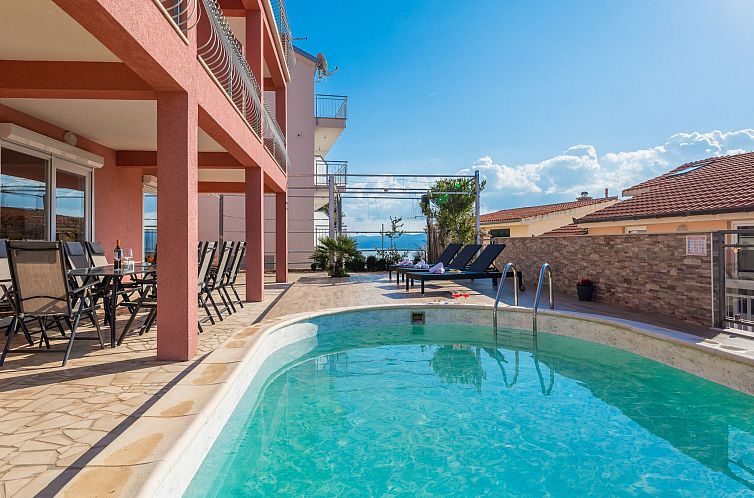 Vakantiehuis für 12 Personen in Stanići, Dalmatien (Mittel