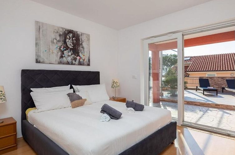 Vakantiehuis für 12 Personen in Stanići, Dalmatien (Mittel