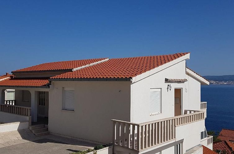 Appartement Appartement in Stanići mit Grill