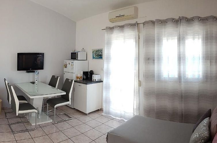 Appartement Appartement in Stanići mit Grill