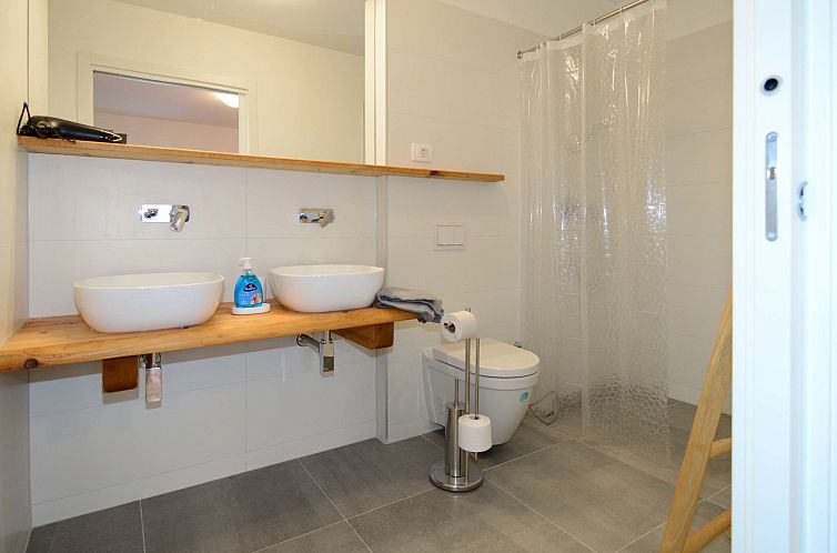 Appartement Viva-by the sea-garden & terraces