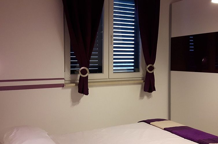 Vakantiehuis Komfortables Haus in Selca mit privatem Parkpla