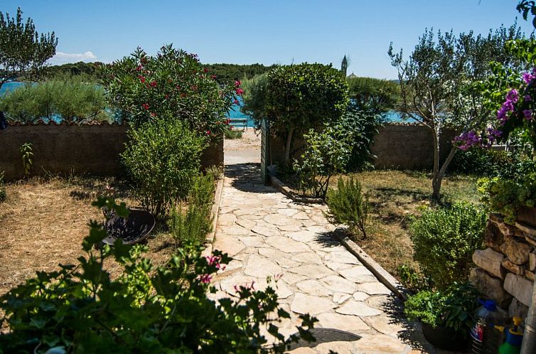 Appartement Wohnung "Mama Roza" mit Blick auf das Wasser