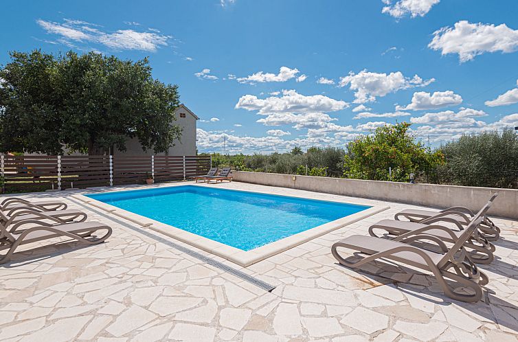 Vakantiehuis Rural Villa Olive Krka