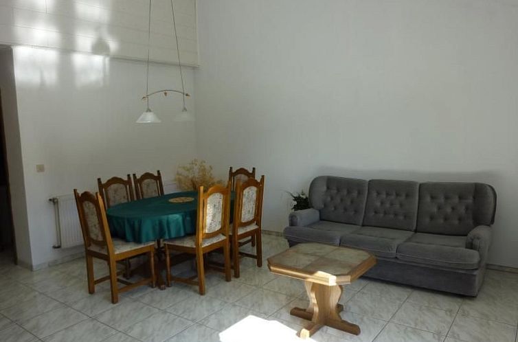 Guest house 10312710 - Apartment Dalmatia - Appartement Luka
